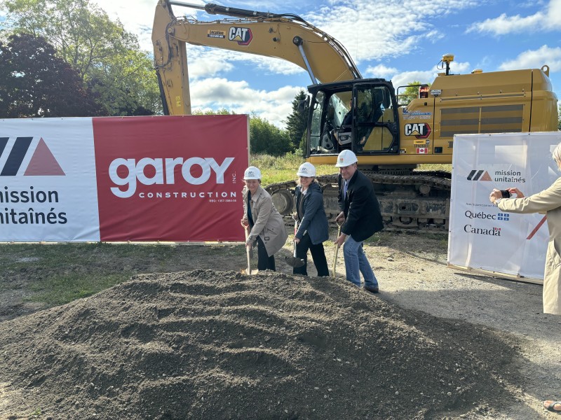 C'est parti pour la construction de nouveaux logements sur la rue Corneau. Ces 100 logements s'adressent aux personnes aînés.es à faible revenu 