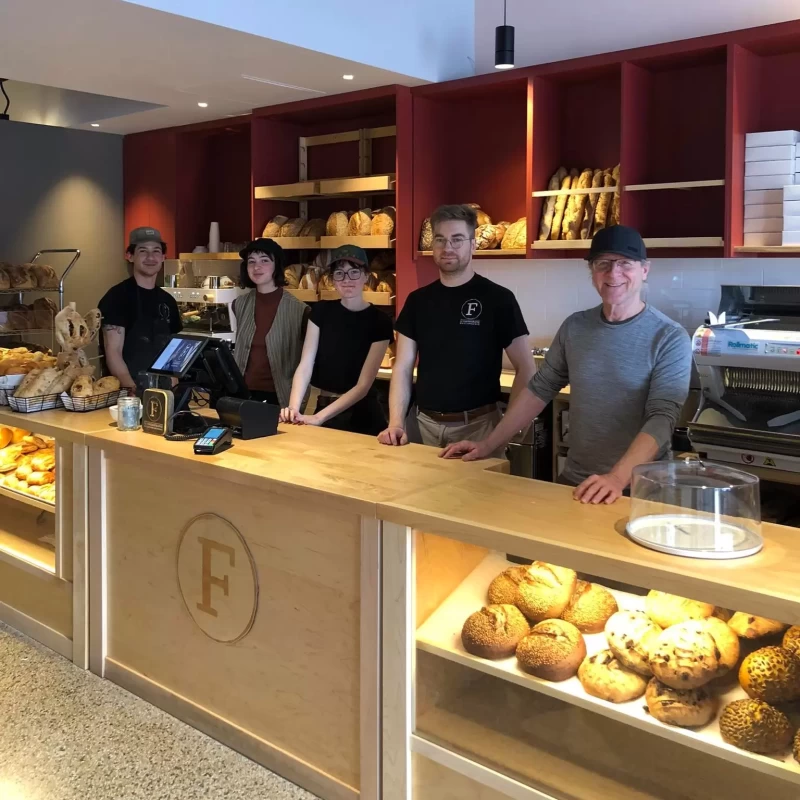 Le Farinographe : la nouvelle boulangerie ouvre ses portes Maintenant située au 110, rue Saint-Germain Ouest 